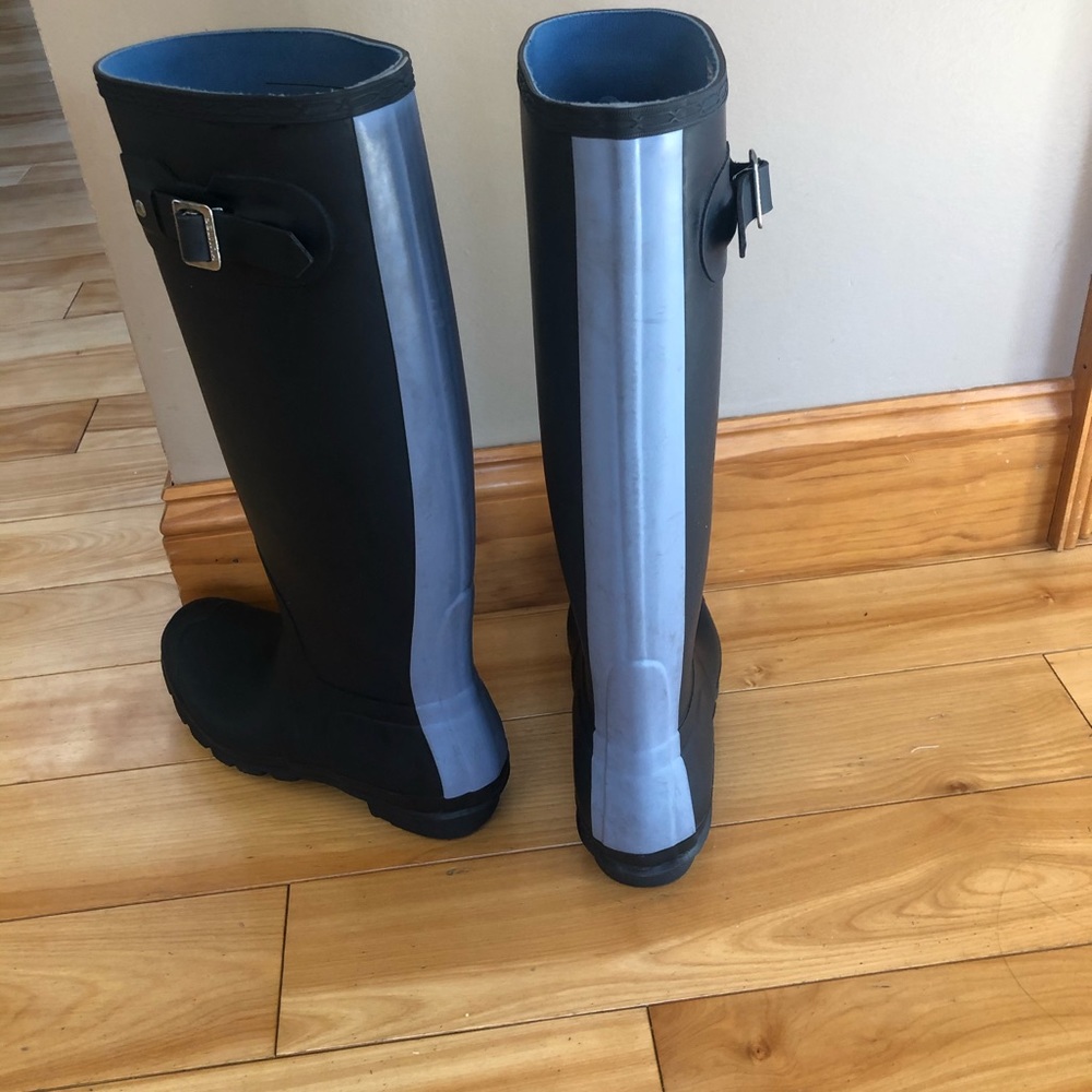 Hunter rain boots, size 9
